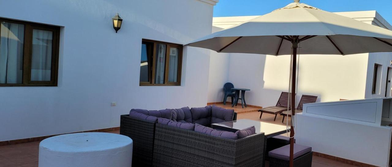 Apartamentos Flor Uno Caleta de Sebo Extérieur photo